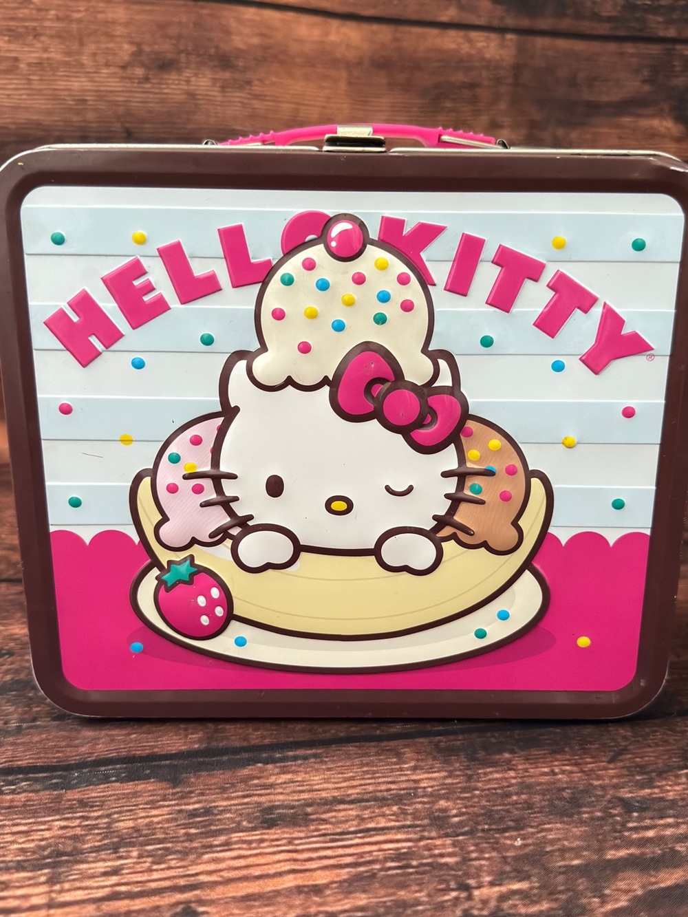 Collectible Vintage 2011 Loungefly Hello Kitty Metal Lunch Box- Price firm